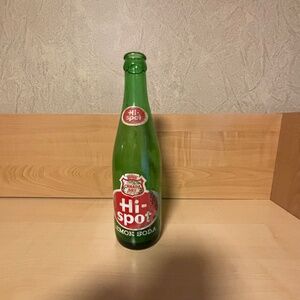 Hi-Spot Green Canada Dry Lemon Soda Bottle